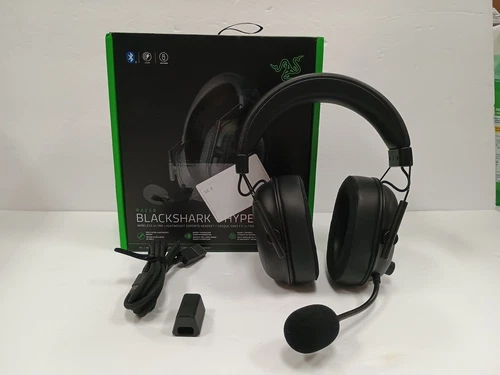 Razer BlackShark V2 HyperSpeed Wireless Gaming Headset: 280g Lightweight - Black
