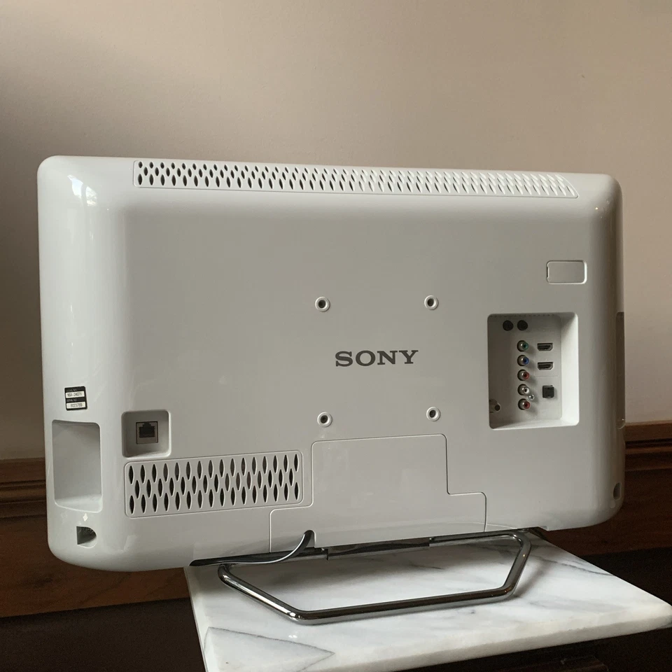 Sony Internet TV NSX-24GT1 24-Inch HD Google TV - No Remote - Image 3 of 4