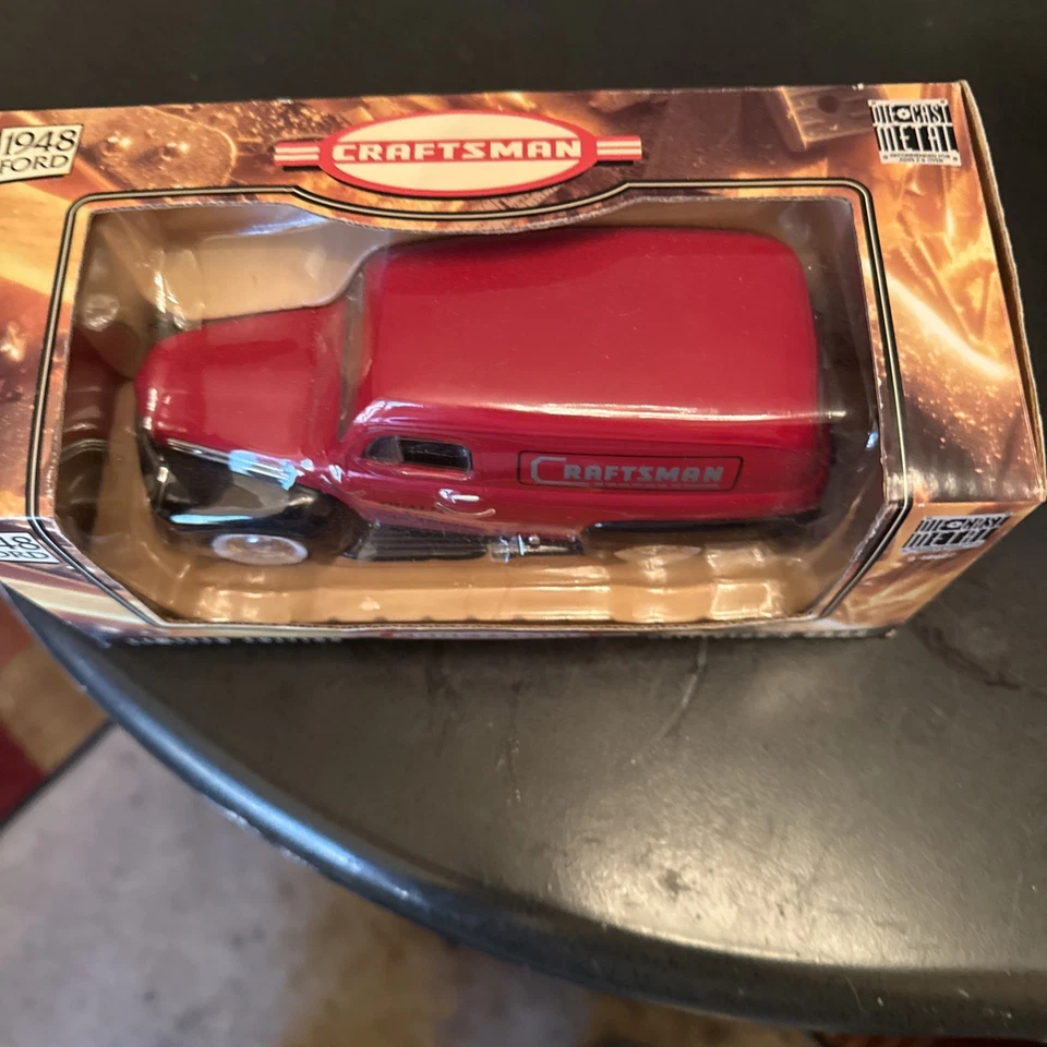 Craftsman 1948 福特卡车银行压铸收藏家限量版新品 — 第 2/4 张图片
