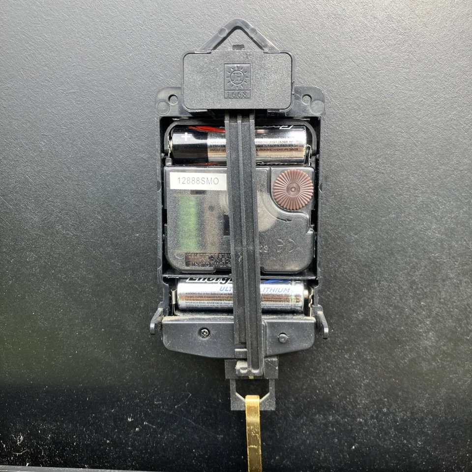 Reloj de pared Howard Miller Magdalen, latón antiguo - 625310 Foto 4 de 4