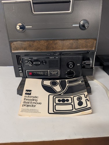 Proyector GAF 2788 Z VINTAGE 8mm Y Estándar con Cable 80W 120V - Imagen 3 de 12