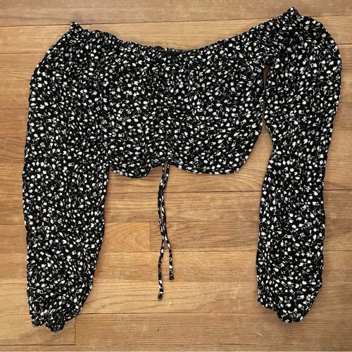 Windsor Damen Schwarz Weiß Blumen Blumen Langarm Crop Shirt Oberteil B22