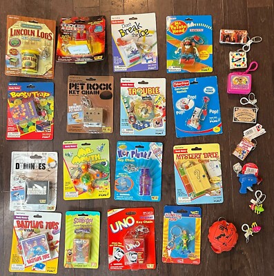 Vintage 1990's 2000's MINI GAME KEYCHAIN LOT of 25 BOX