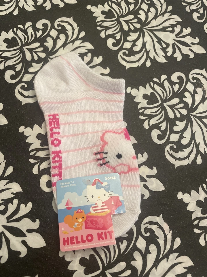Nuevo con etiquetas Sanrio Hello Kitty Niñas Lote Par De 4 Calcetines Niñas Talla 7-9 Foto 3 de 4