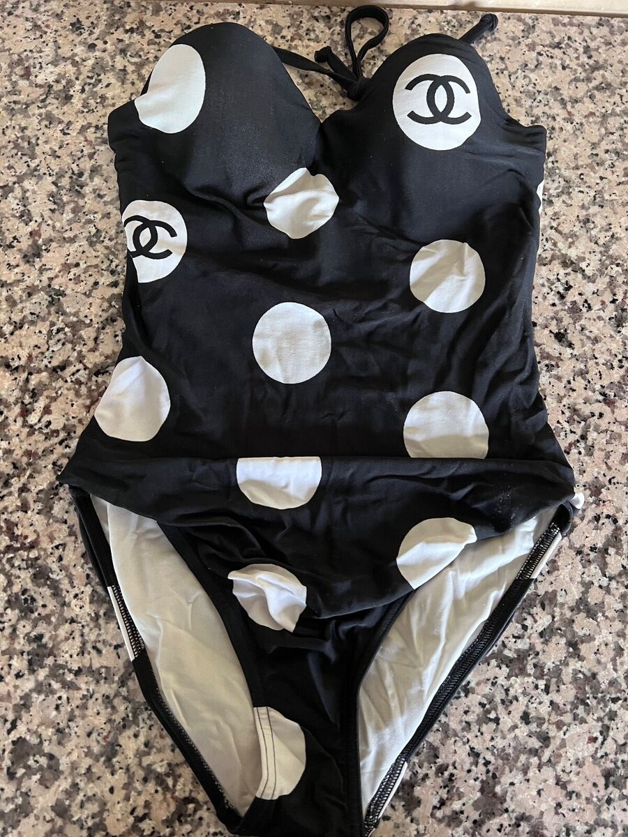 CHANEL VINTAGE 97P BLACK ONE-PIECE CC LOGO SWIMSUIT BRA CHANEL VINTAGE 97P BLACK ONE-PIECE CC LOGO SWIMSUIT BRA