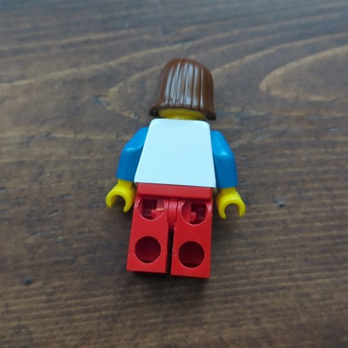 Lego Ver011 Vertical Lines Red & Blue, Blue Arms, Red Legs, Red Female Hair Z1 - Picture 2 of 2
