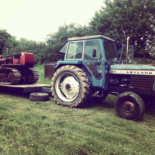 Leyland 272 tractor - Picture 8 of 11