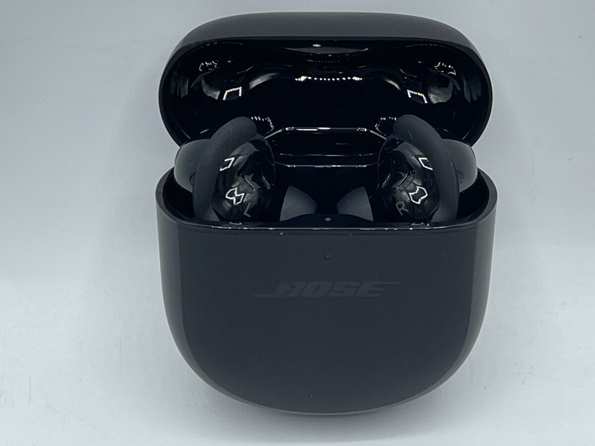 Bose 435911 QuietComfort II Ultra Wireless Earbuds w Bose 435911 QuietComfort II Ultra Wireless Earbuds w