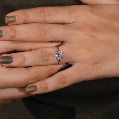 Princess Cut 0.80 CT Lab Grown Diamond Ring With Halo Setting-Certified 14k Gold - Picture 4 of 9