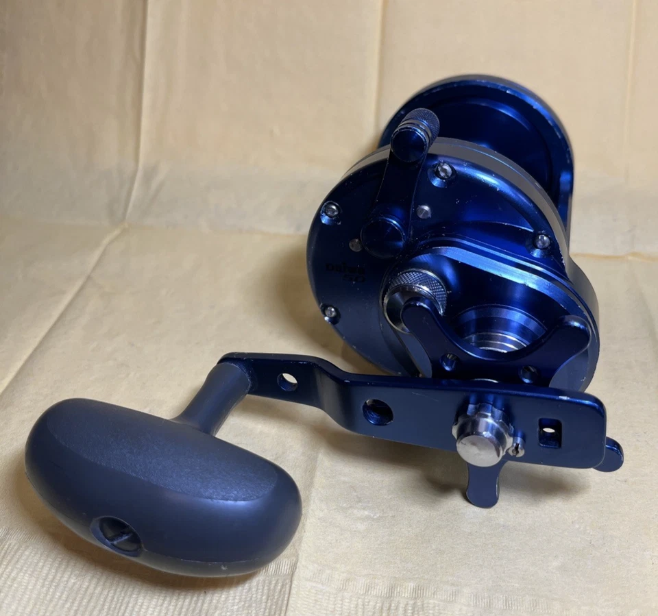 Carrete de pesca de arrastre estrella azul raro Ando Daiwa Saltiga 50 Carbontex ¡¡¡¡Envío gratis!!!!! Foto 3 de 4