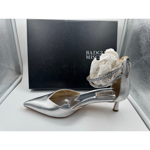 Badgley Mischka Womens Lilibeth Silver Kitten Heels 9.5Medium - Picture 5 of 8