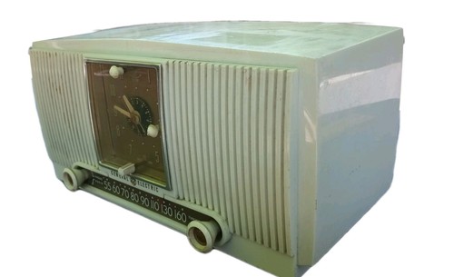 GE General Electric Model 547 Ivory AM Tube Radio Alarm Clock 1950s Vtg Parts - Picture 2 of 12