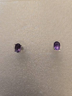 Amethysten Ohrstecker, 925SS, 1,40ct. Sehr hübsche, schöne Farbe, tolles Geschenk