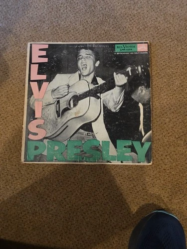Elvis Presley Original First Album Early Pressing LPM-1254  Mar 23  1956