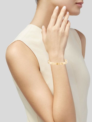 Brazalete tachonado Michael Kors Black Friday tono oro rosa MKJ6236710 $145 - Imagen 2 de 3