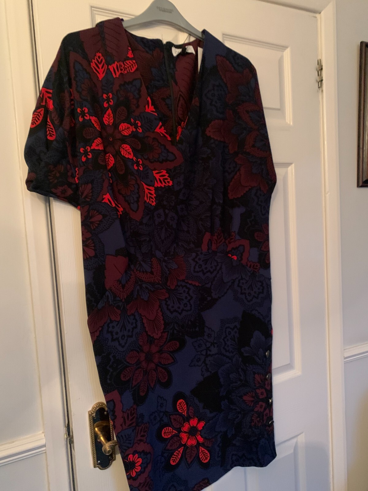 Picture 1 of 4