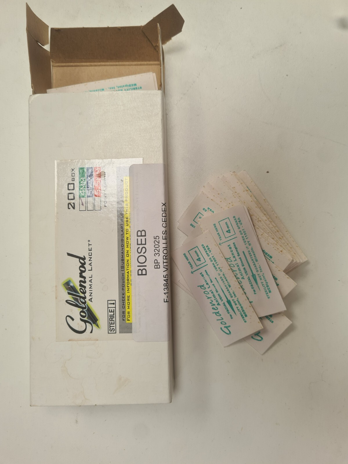 GOLDENROD Animal Lancet, 200 Box 0 5/32in Sterile Biosep eBay