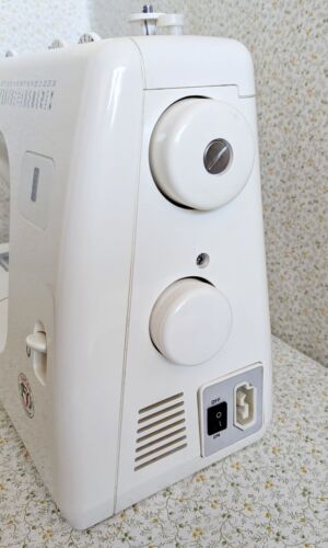 Singer Nähmaschine Modell 2623 mit Anleitung - Bild 8 von 15