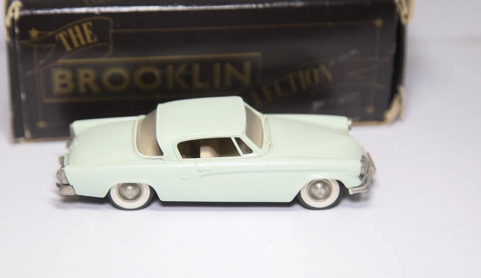 Brooklin Models BRK 32 1953 Studebaker Commander Starliner cupé en caja original Foto 3 de 4