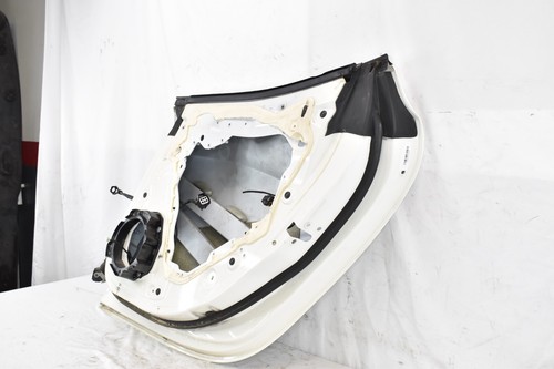 ๐ OEM 2014-2021 Maserati Ghibli M157 Rear Right Door White 6730008304 - Picture 11 of 18