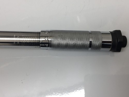 Pittsburgh Pro 1/2" Drive Torque Wrench Reversible Click-Type with Case 20-150lb - 第 3/12 張圖片