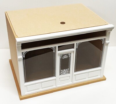Puppenstube Zimmer Box mit einer weißen Front Miniatur Zubehör Flat Pack tumdee