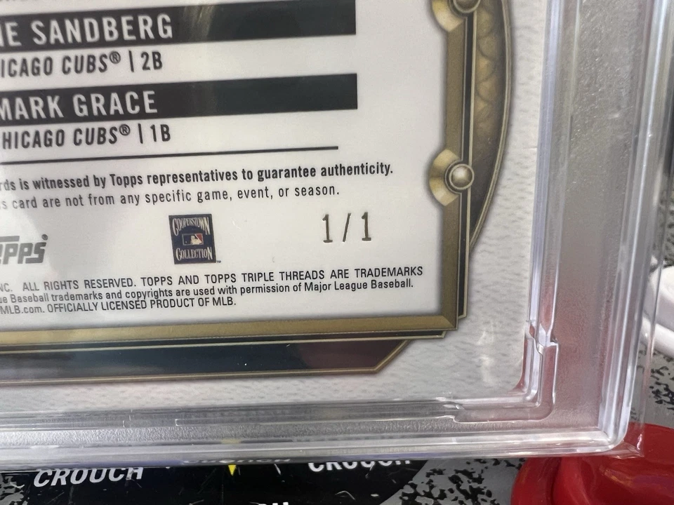 Reliquia autógrafa Topps Triple Threads 2022 1/1 Dawson Sandberg Grace PSA 10 Foto 3 de 4