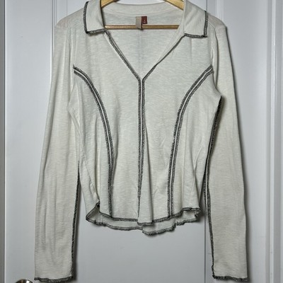 Pilcro Anthropologie Off-White Exposed Contrast Stitching Top Effortless Style