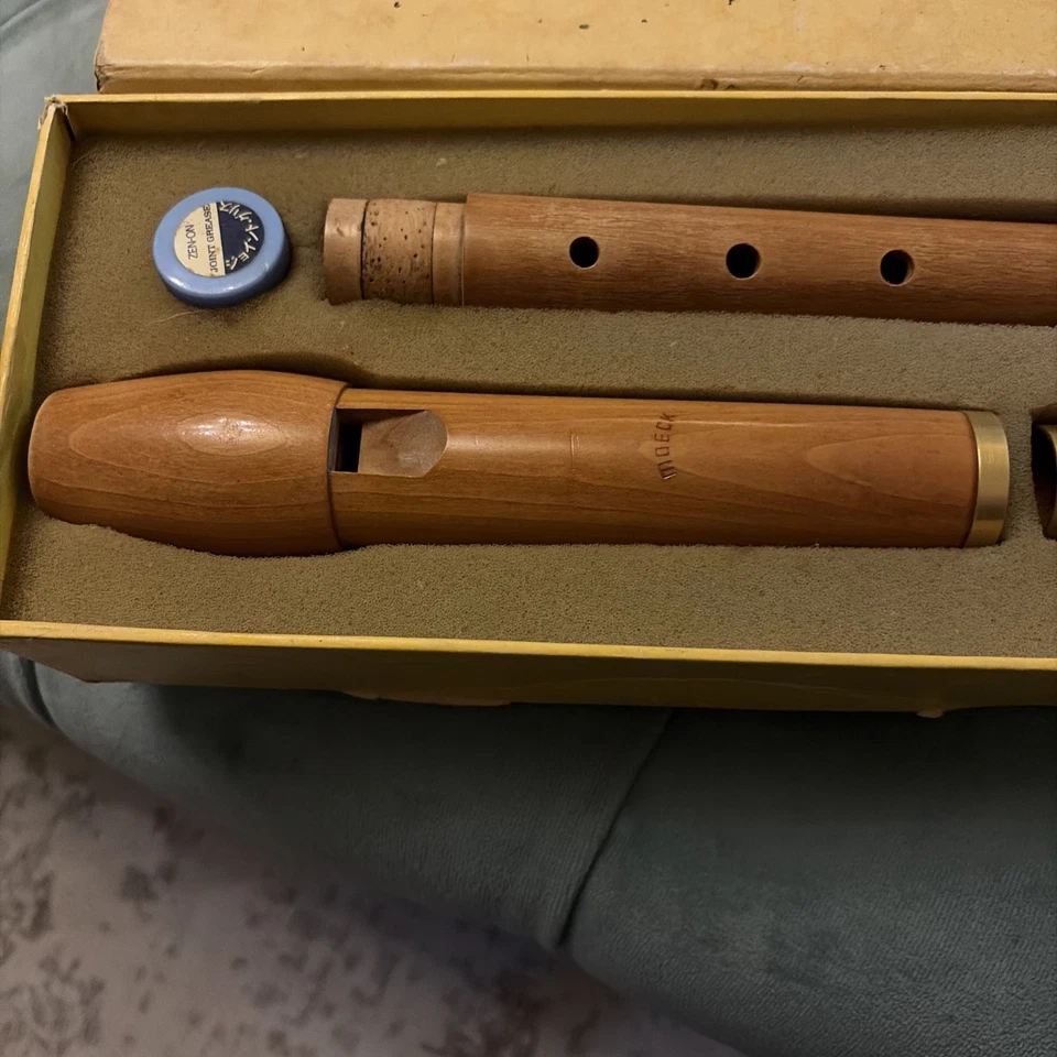 Moeck Flauto Dolce Treble Recorder, Baroque,  Maple,  boxed  - Image 3 of 4