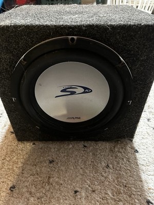 Alpine 10'' Woofer Mounted Ported Carpeted Box - Car Audio 