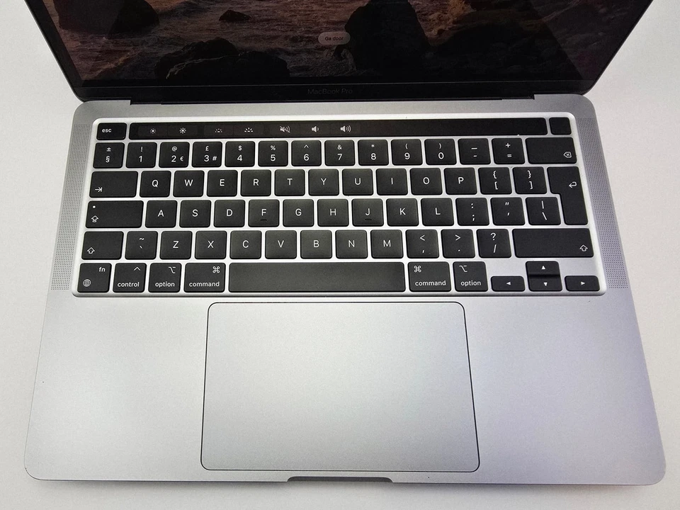 Apple MacBook Pro 13" M2 · 16GB · 256GB, photo 2 of 5