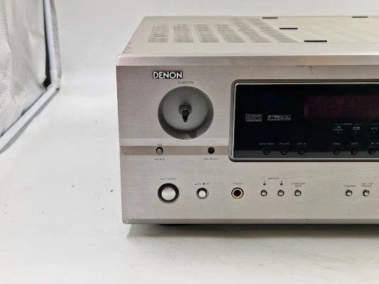 Denon AVR-2105 Empfänger - Für Teile, Nicht Aktiv, 220-250V - Bild 2 von 4