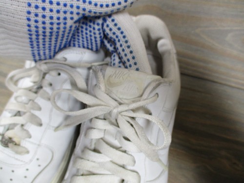 VTG Nike Air Force 1 Mens Sz 11 Shoes Triple White Classic Low Trainer Sneaker - Picture 4 of 14