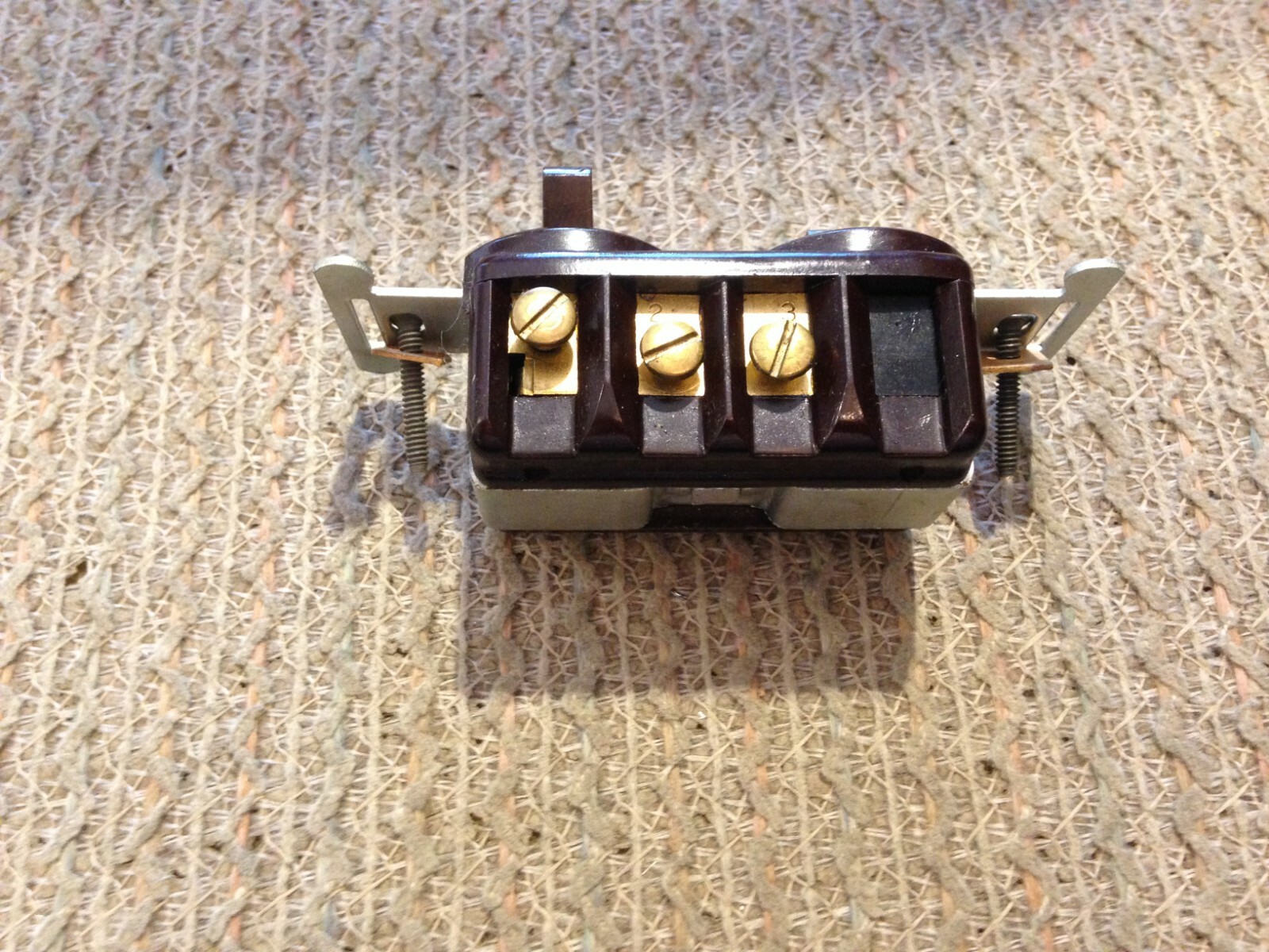 Picture 2 of 6