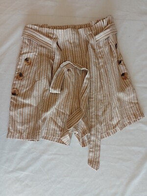 Ladies Shorts Qed London Size 8 Belted Beige 16891