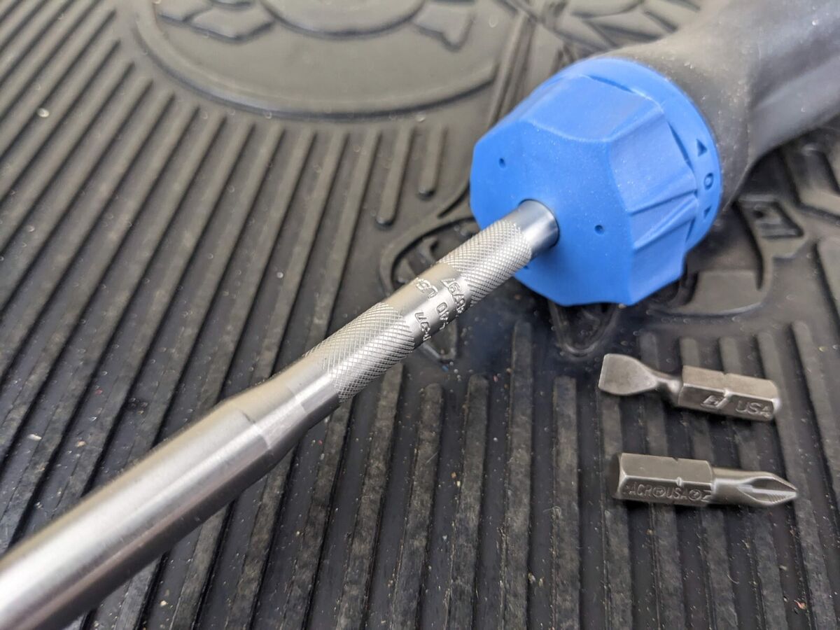 Snap-on Tools SGDMRC44BMB #ba174 Power Blue Soft Grip Snap-on Tools SGDMRC44BMB #ba174 Power Blue Soft Grip