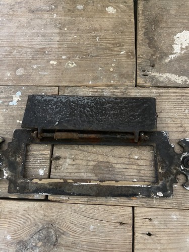 Antique Vintage Old Cast Iron Matching Letterbox Door Bell And Cylinder Pull - Picture 16 of 24