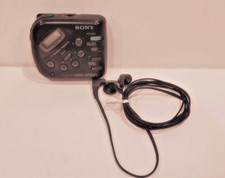 Sony Vintage AM/FM WALKMAN SRF-M32 with Sony OEM Earbuds 10 Presets Black