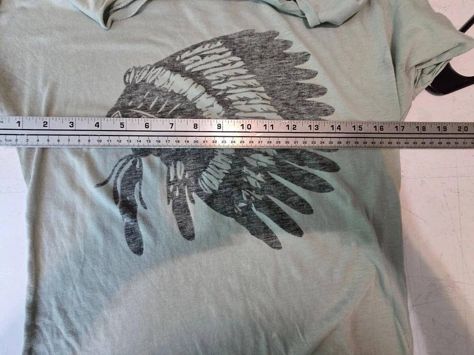 Zoe Karssen Green Native American Graphic Tee Feather Print Short Sleeves S - Image 4 of 4