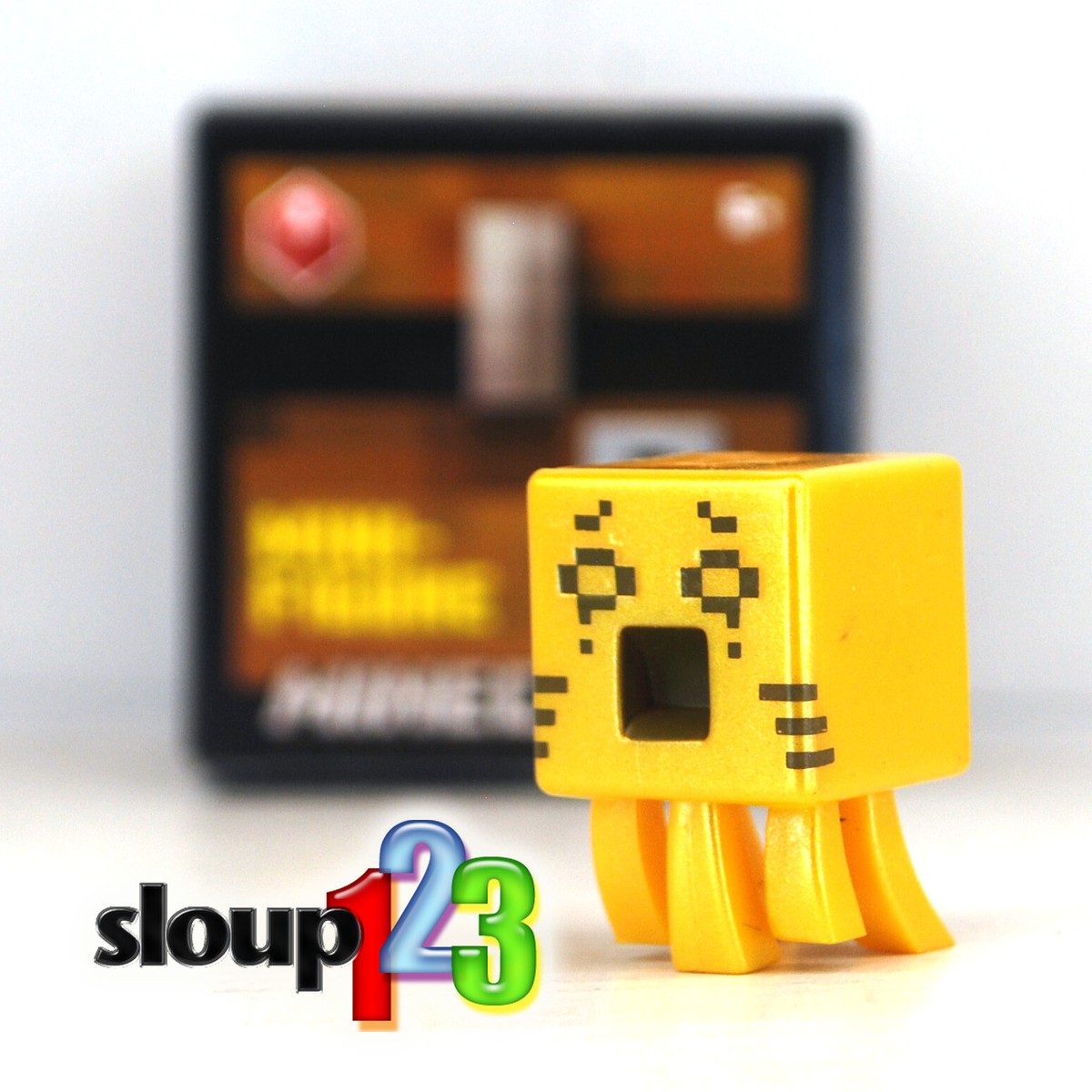 MINECRAFT MINI FIGURES GOLD GHAST CHEST SERIES SUPER RARE