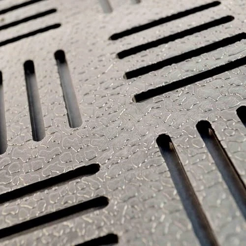 FANMATS - 11353 NCAA Clemson University Tigers Vinyl Medallion Door Mat , Black - Image 4 of 4