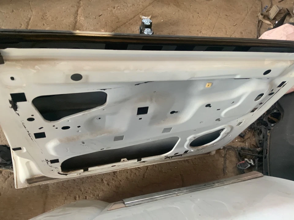 2004-2009 Dodge Durango Driver Front Door Oem local pickup White - Imagem 4 de 4