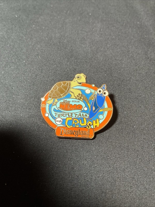 AAA Vacation Finding Nemo Pin