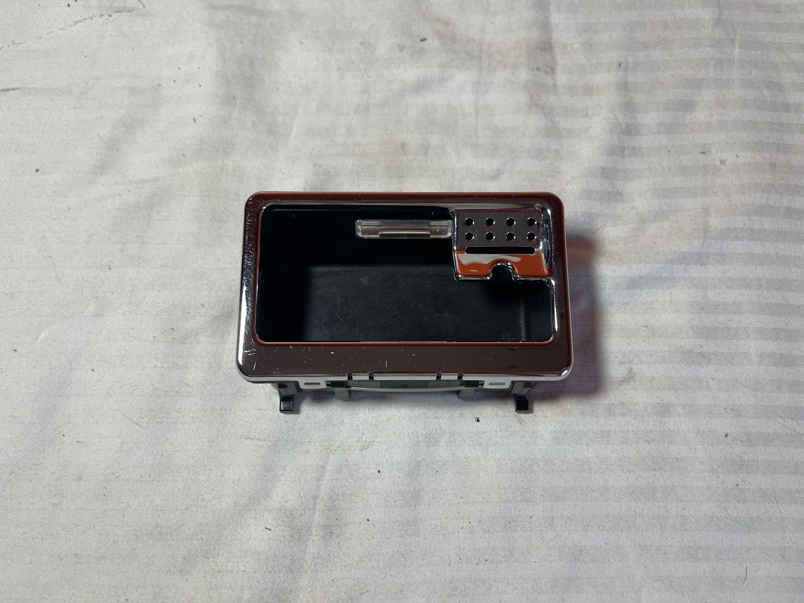 Picture 1 of 4