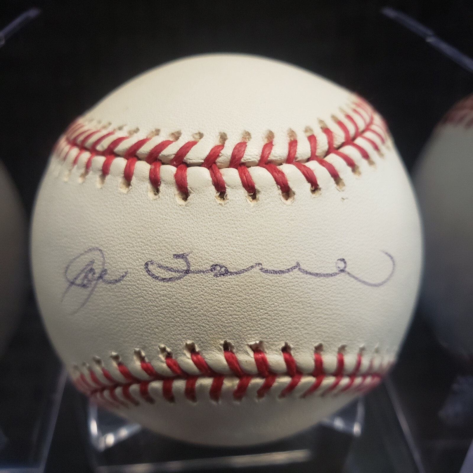 Joe Torre Autographed Signed Baseball Beckett In Case 