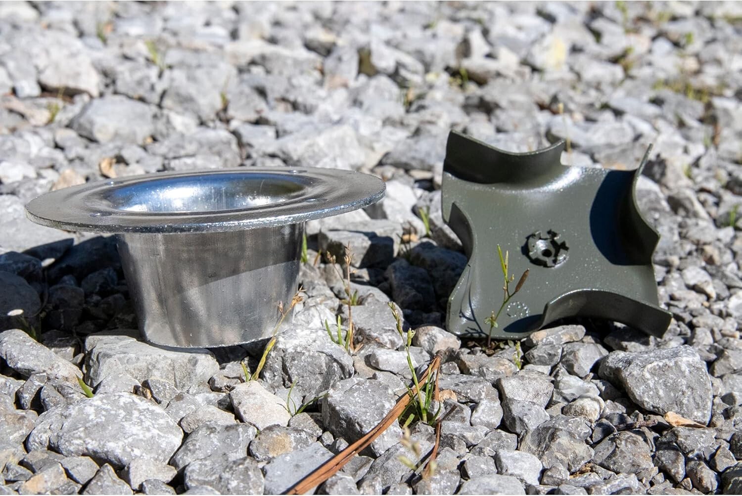 Powder-Coated Metal Spinner Plate and Funnel Kit for Deer Feeding - Easy Upgrade