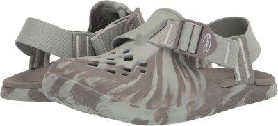 Chaco Chillos Clog Size US 7 M EU 38 Women's Closed Toe Sandals Green Mist