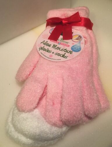 Earth Therapeutics 2-pk. Aloe Moisture Gloves & Socks Gift Set New - Picture 2 of 3