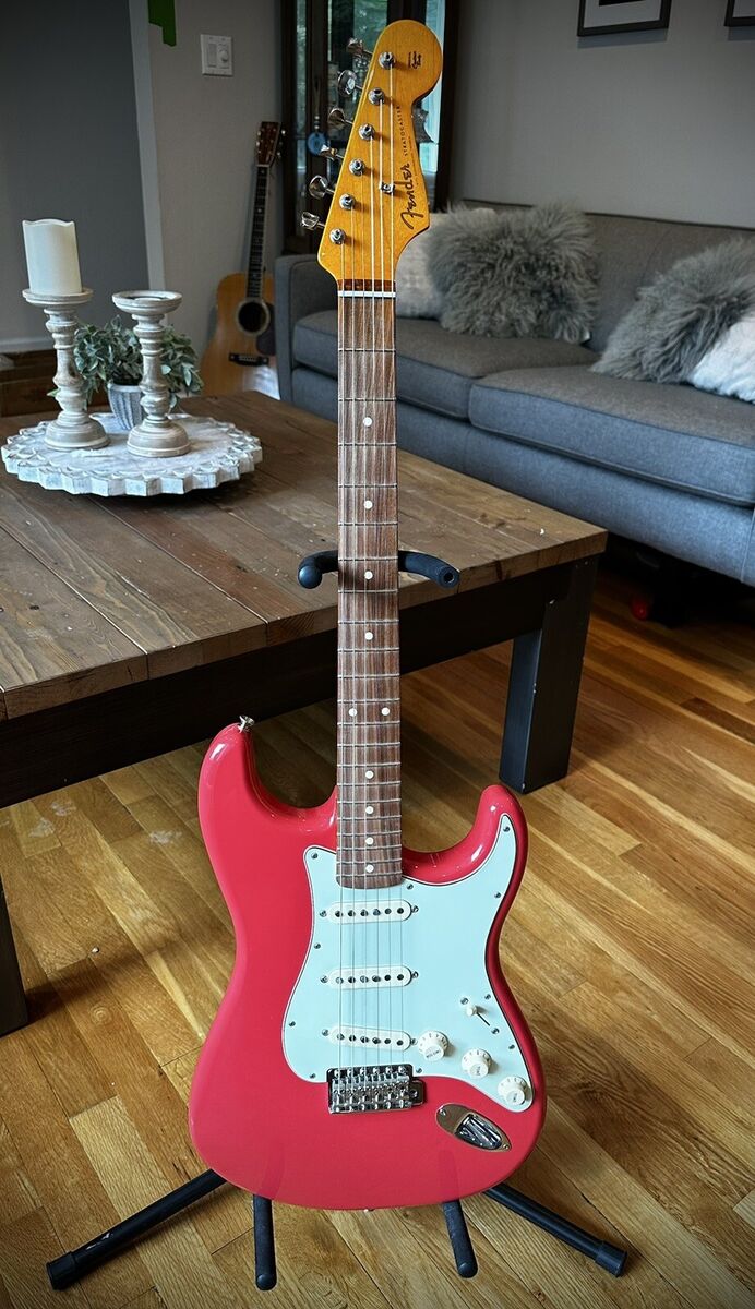 Fender Classic Series 60s Stratocaster | eBay Fender Classic Series 60s Stratocaster | eBay