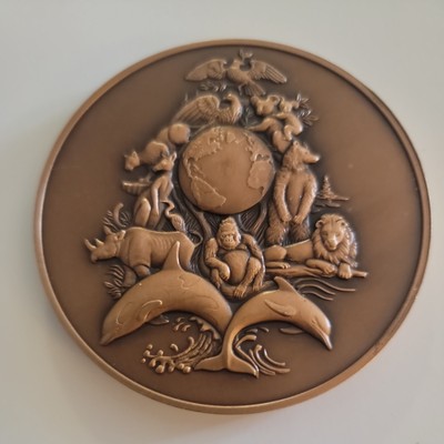 SOLID BRONZE Art Medallion ''Wild Animals''2001 - Franklin Mint Calander Art